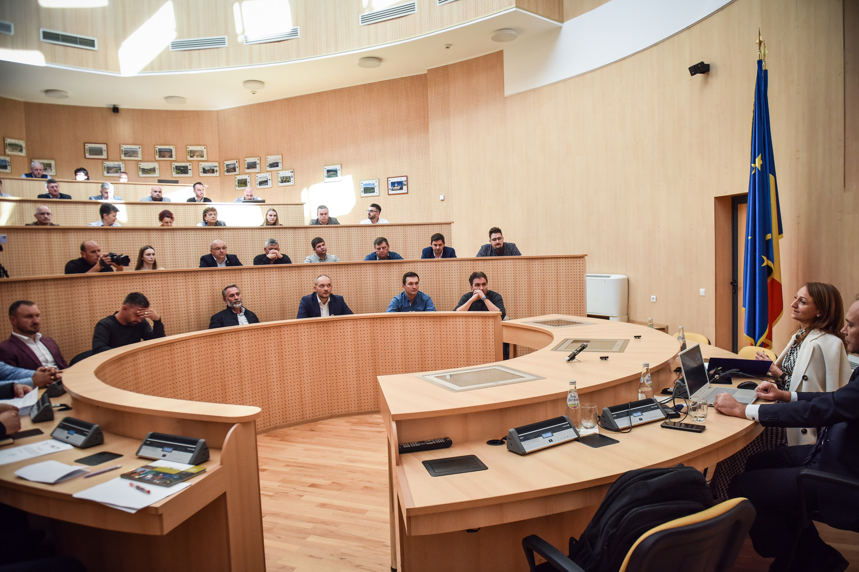 20 de voturi pentru și 9 abțineri: Proiectul managementului deșeurilor a fost aprobat de CJ. Daniela Cîmpean, în lacrimi: „Nu pot să le fac asta colegilor mei”