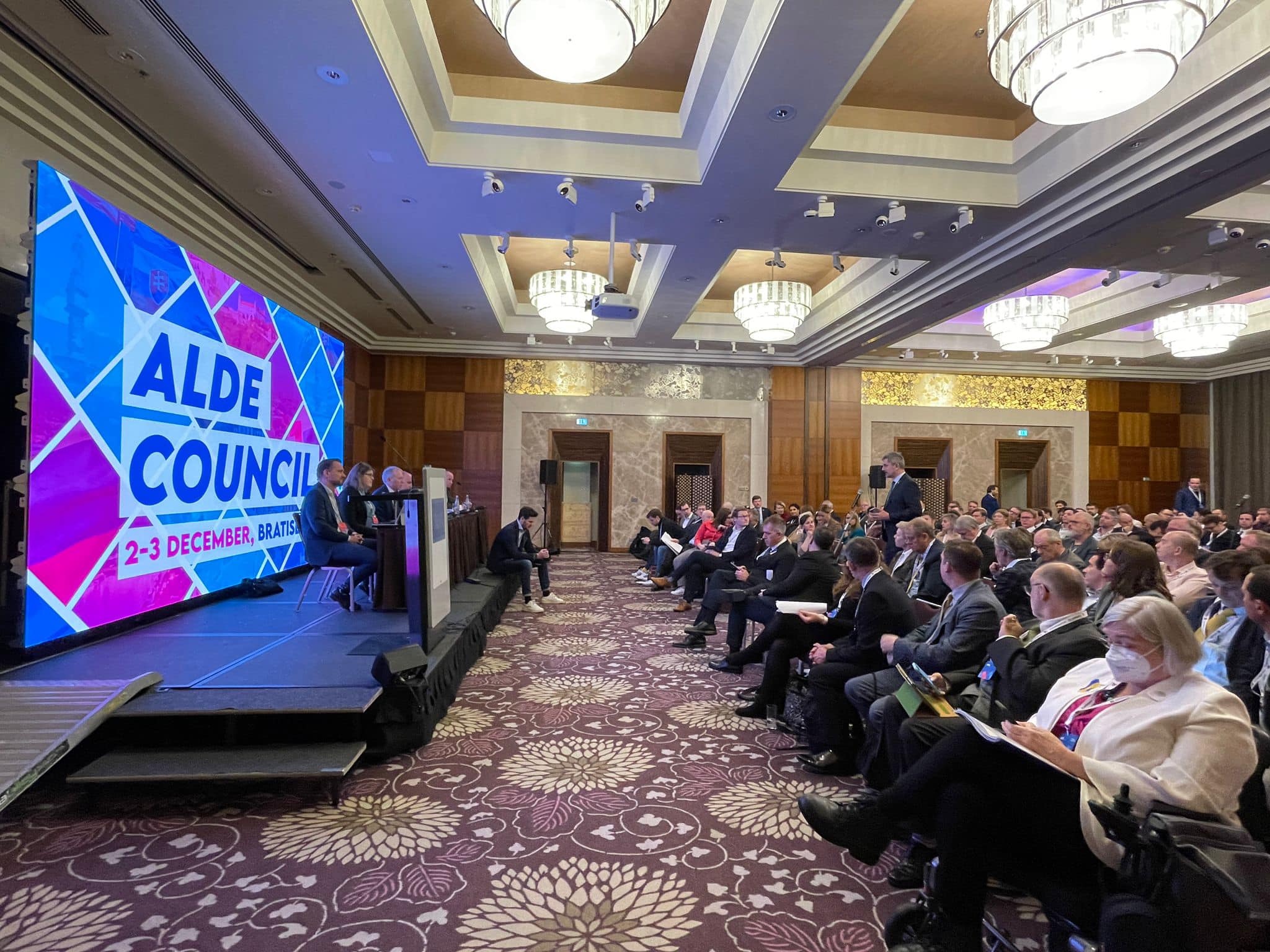 O rezoluție prin care se cere aderarea României la Schengen a fost adoptată de Consiliul ALDE Europe
