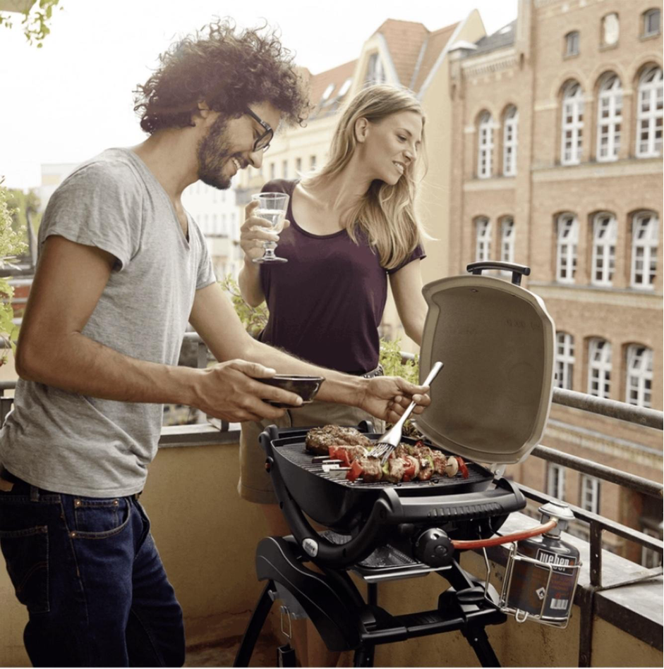 Gătește în stilul BBQ American cu noile grătare Weber