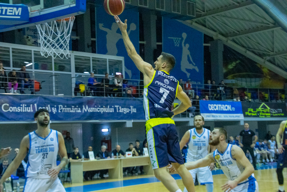 CSU revine spectaculos în a doua repriză. Victorie strânsă la Târgu Jiu