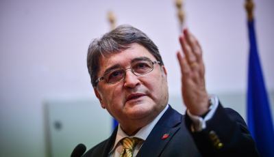 Emil Hurezeanu, ambasadorul României în Austria, rechemat în țară. Protest împotriva votului negativ în privința Schengen