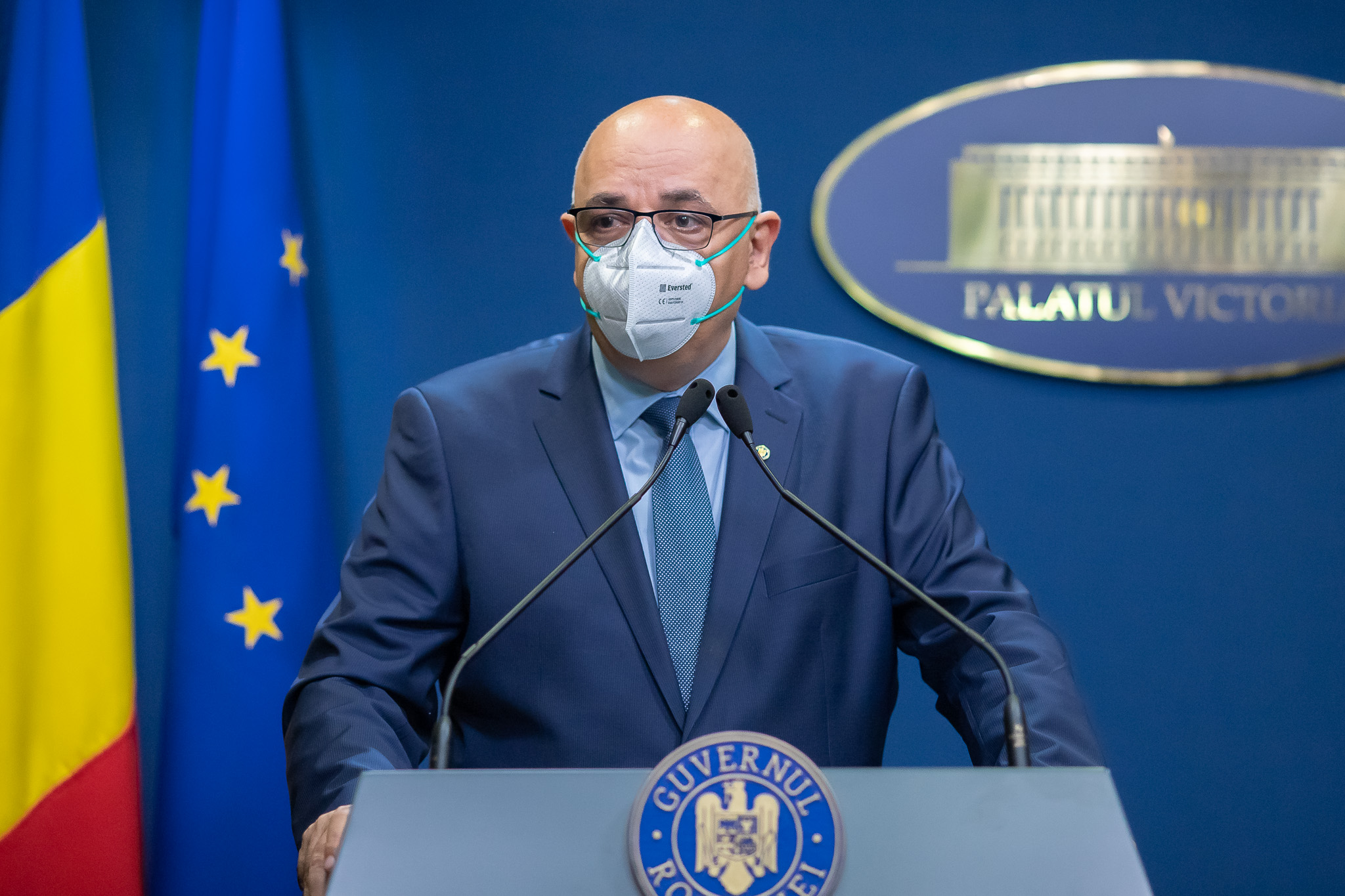 Arafat: Avem o tendinţă de descreştere a numărului de cazuri de COVID-19, la rata de pozitivare putem vorbi de un platou