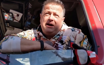 Video viral cu un șofer de origine română, participant la protestul camionagiilor din Canada: Mă duc acasă glorios ca Cezar sau într-un sac de cadavre