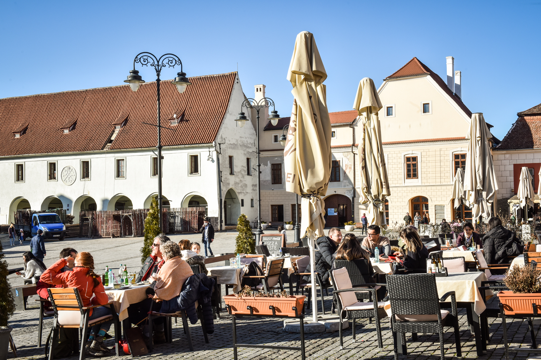 Din 1.110 de teste efectuate ieri în Sibiu, jumătate au fost pozitive