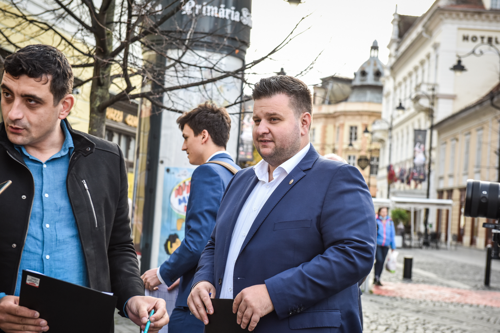 Cum să nu prindă AUR în România?