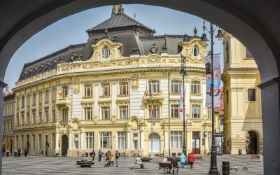 Primăria Sibiu anunță că va plăti salariile personalului din creșe, ” chiar dacă sarcina legală a plății acestor salarii cădea în sarcina Ministerului Educației”