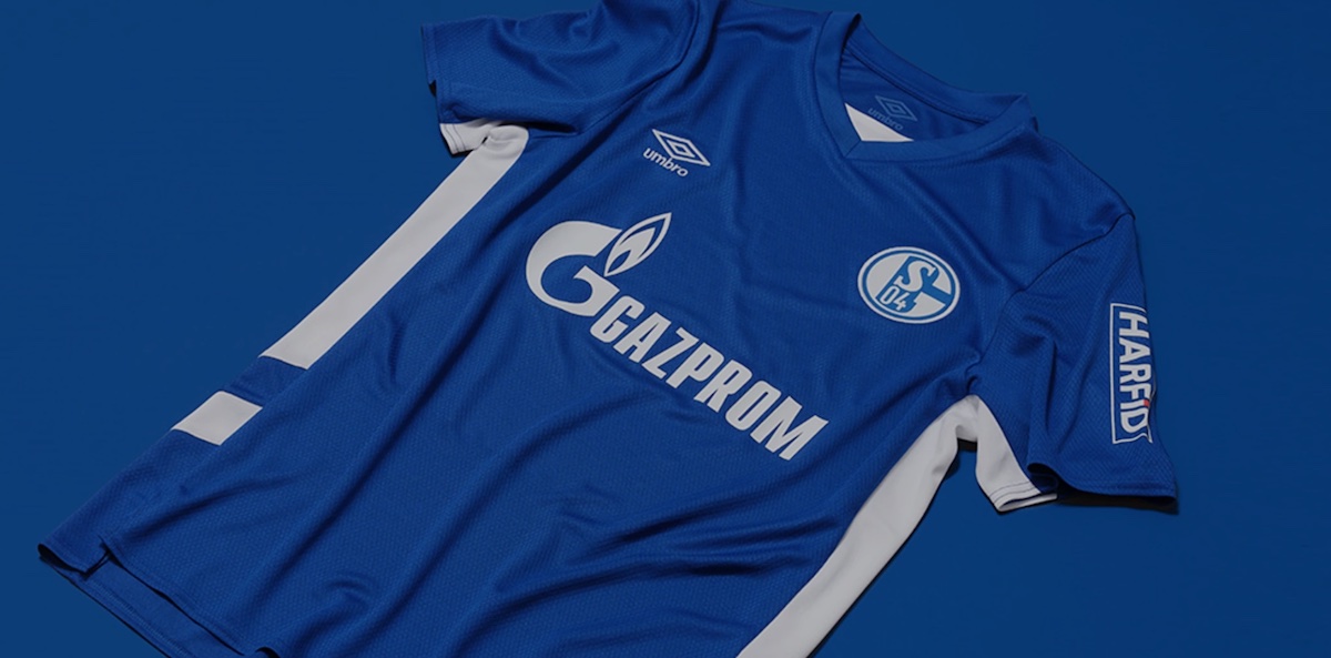 Clubul german Schalke a renunțat tricourile inscripționate cu logo-ul Gazprom, după invazia Rusiei