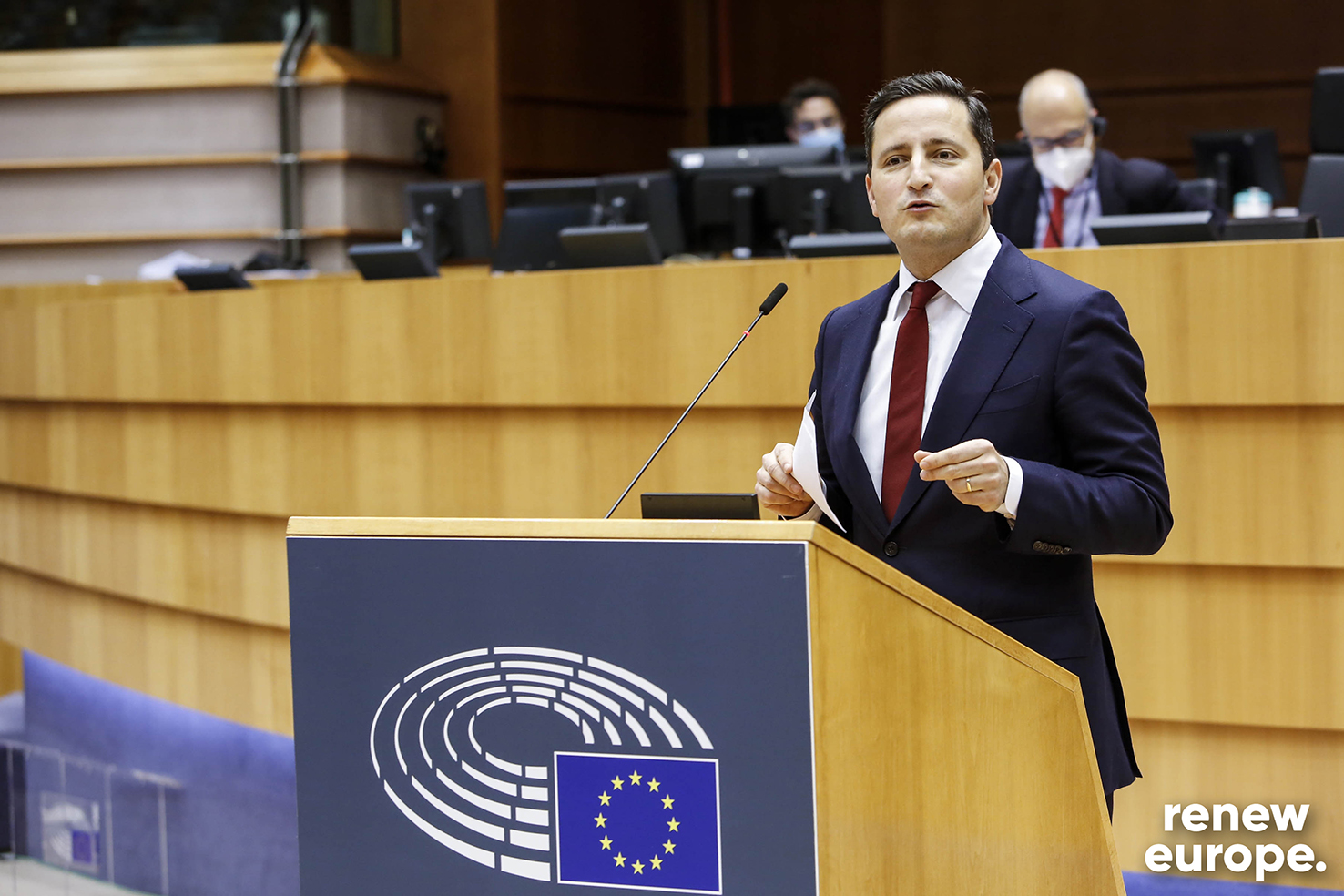 Europarlamentarul sibian Nicu Ștefănuță: ”Ducem ajutoarele voastre la ucrainieni!”