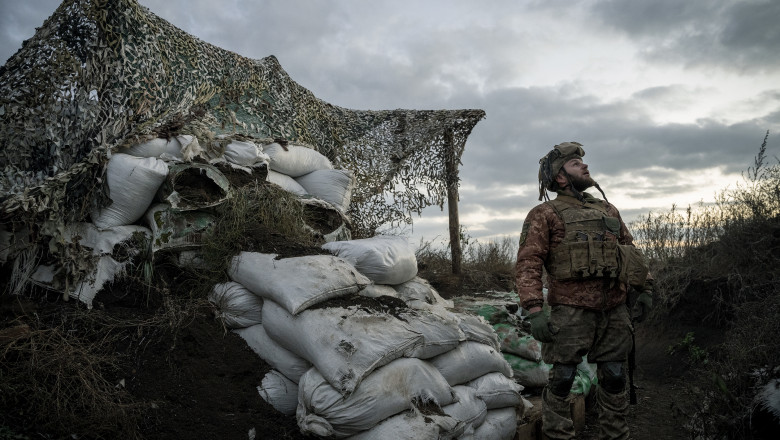 MApN trimite ajutor Ucrainei: 11 spitale militare pentru tratarea răniților, muniție și veste antiglonț