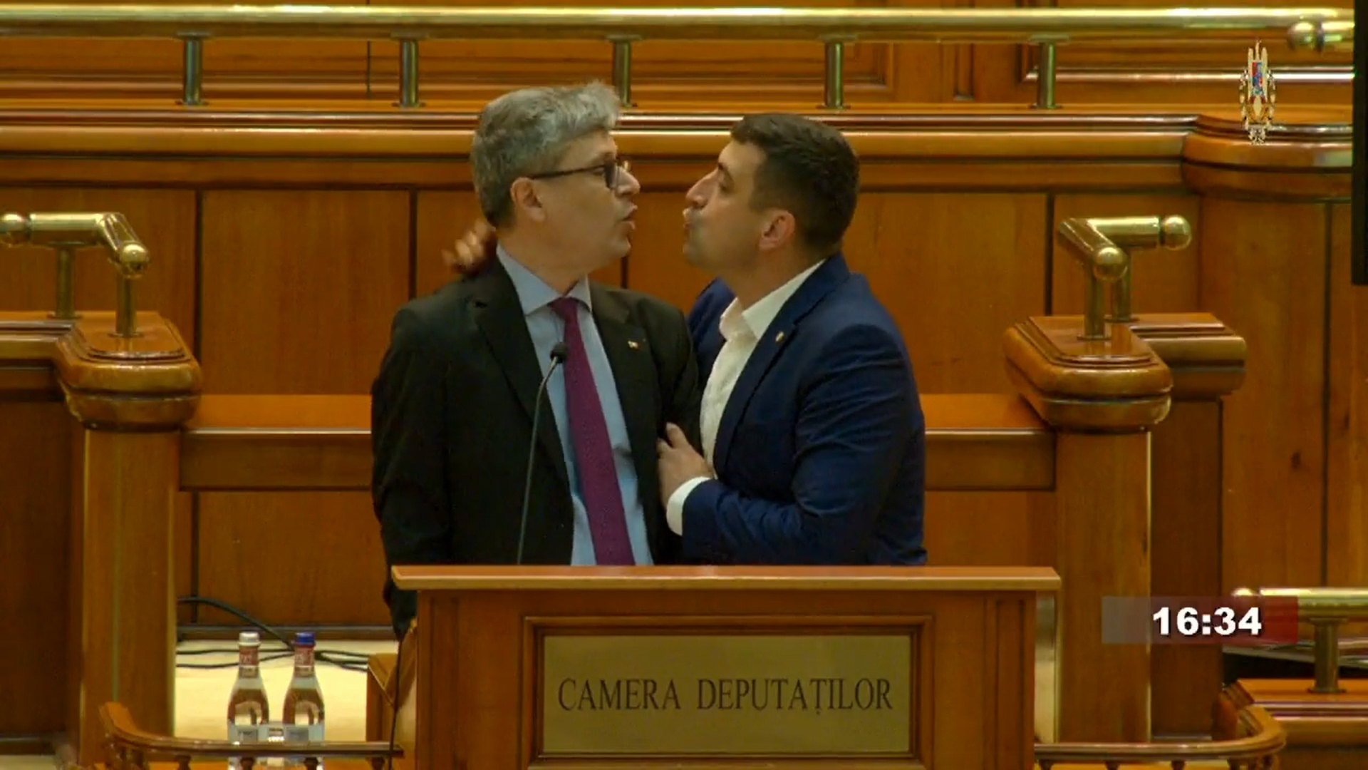 VIDEO Virgil Popescu depune plângere penală la adresa lui George Simion, după incidentul de ieri din Camera Deputaților