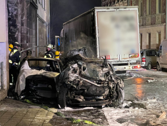 Germania: Un şofer de camion beat a avariat 31 de vehicule. Mai multe mașini au luat foc, iar trei persoane au fost rănite