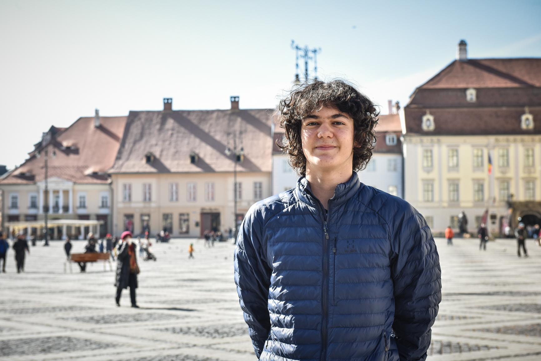 Tudor Vlad, tânărul care coordonează grupul Interact Sibiu: Am învățat cum să dau voce ideilor