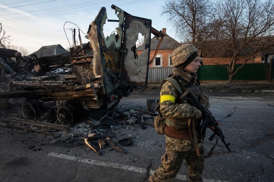 Rusia ameninţă să ia la ţintă livrările de arme occidentale către Ucraina