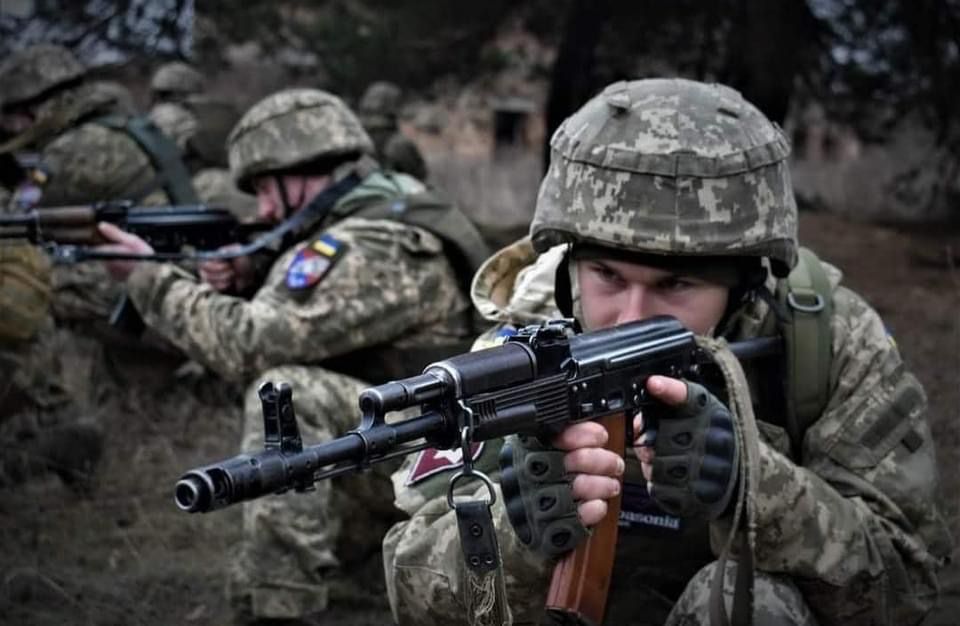 Ucraina acuză Rusia că blochează accesul unui convoi umanitar în Mariupol