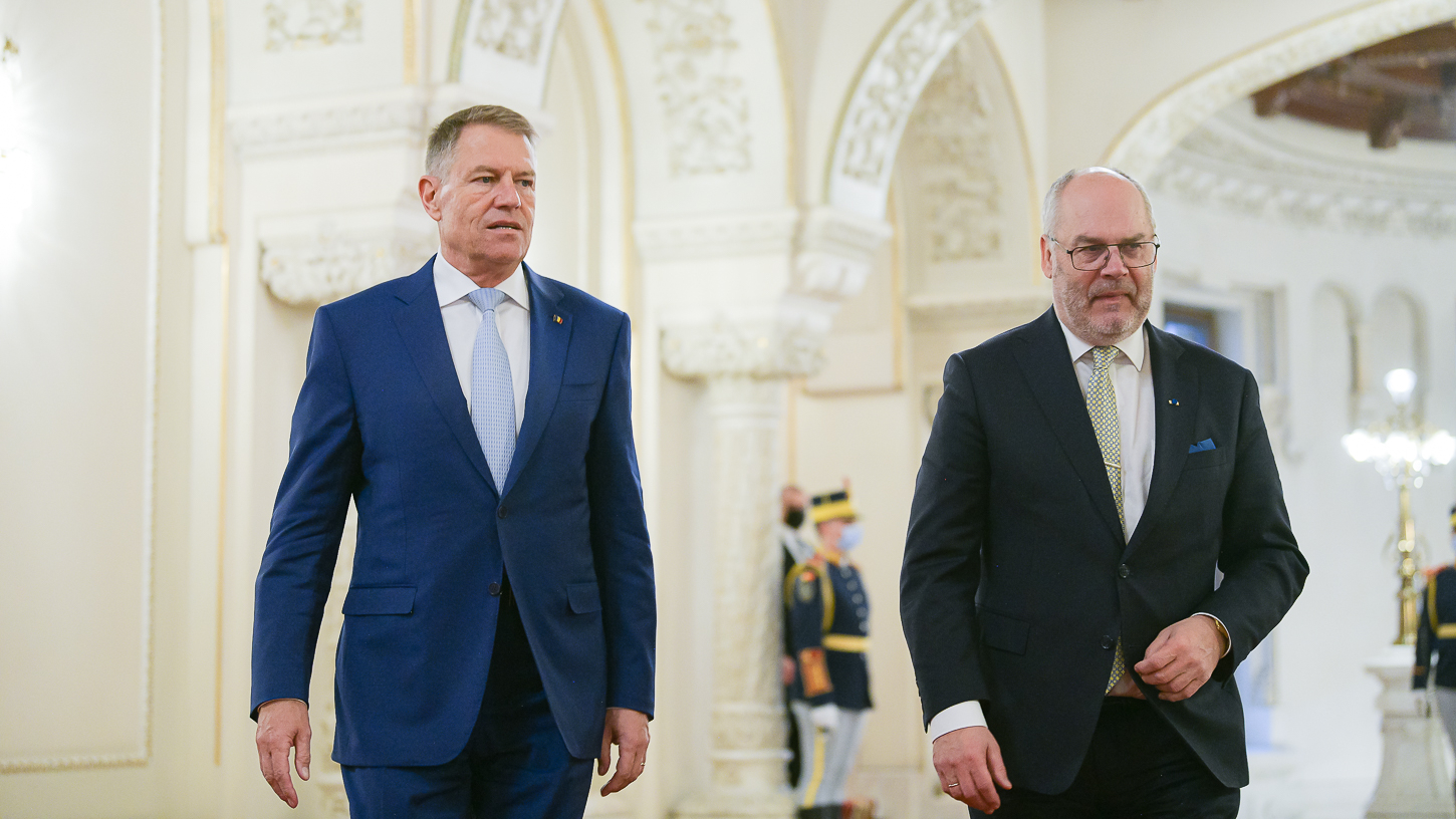 Iohannis: nu se poate realiza o zonă de excludere aeriană deasupra Ucrainei. NATO nu doreşte un conflict militar cu Rusia