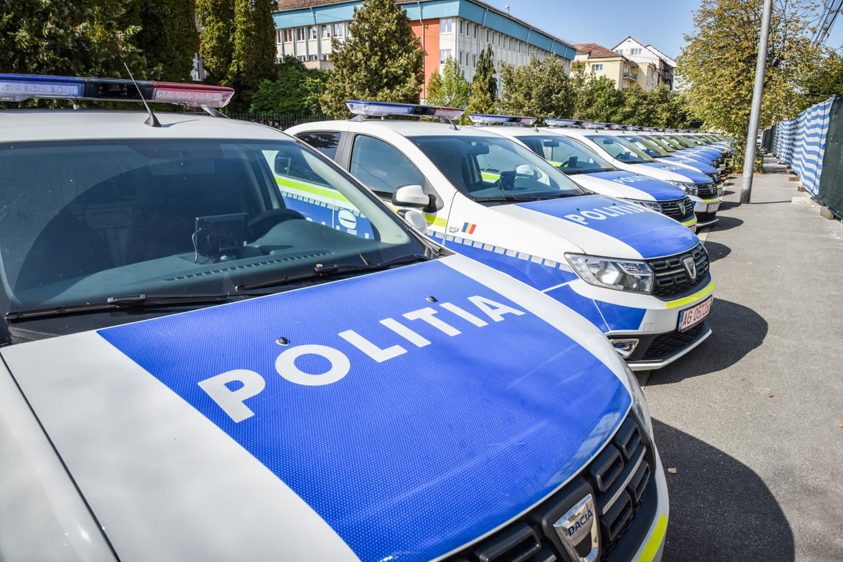 Ziua Poliției Române, celebrată la Sibiu: poligon de tragere, laborator criminalistic mobil și câini polițiști