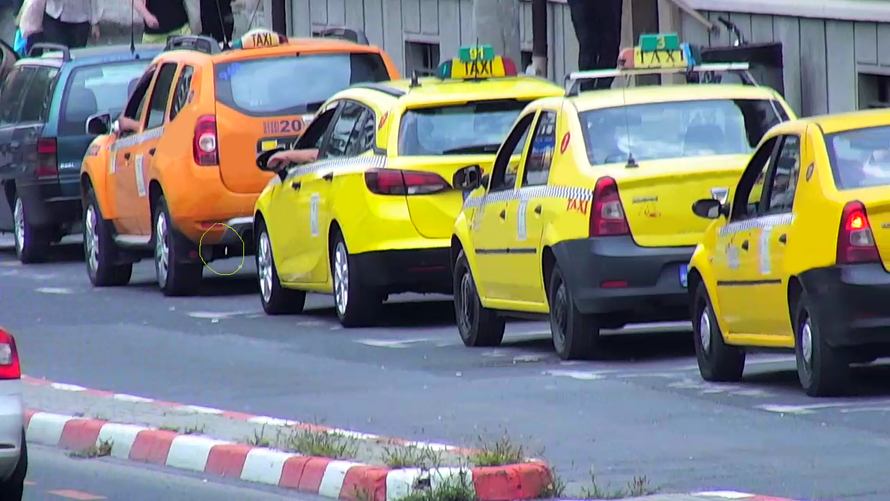 Lege nouă: Taxiurile sunt obligate să aibă geamuri securizate