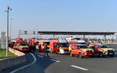 VIDEO Un convoi umanitar din Franţa a ajuns în HUB-ul de la Suceava