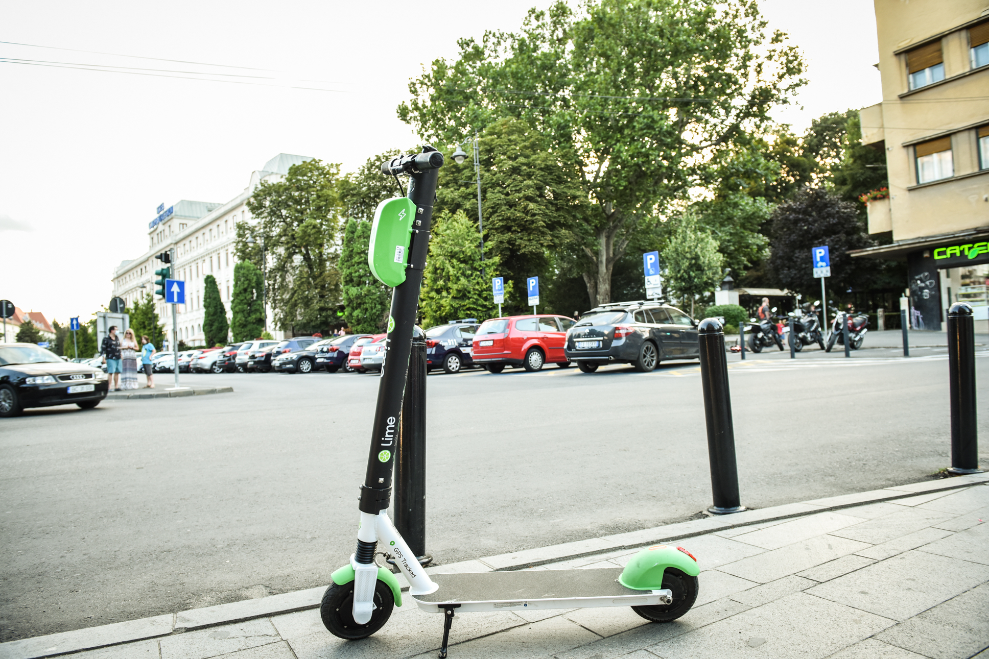 Test rutier pentru sibienii care vor să circule cu trotineta electrică. Parteneriat între Poliție și Lime
