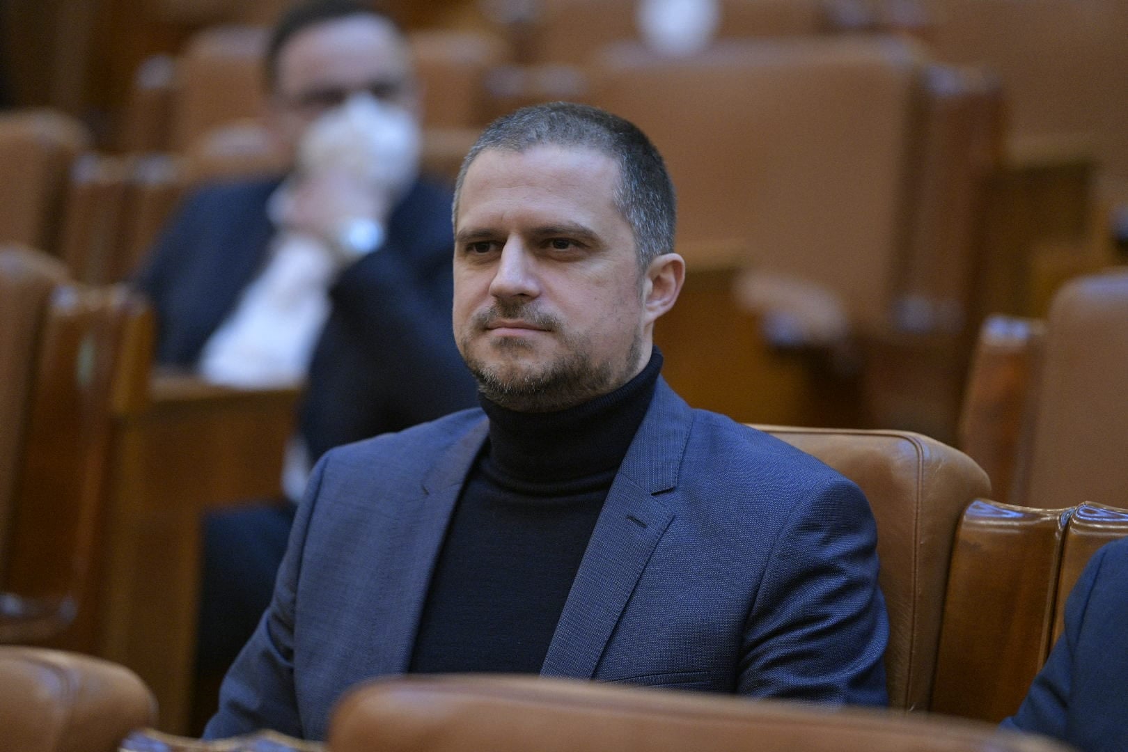 Bogdan Trif, PSD Sibiu: 11.000 de euro din banii sibienilor au costat 8 (opt !!!) zile de vacanță a doamnei Cîmpean (PNL) în Dubai