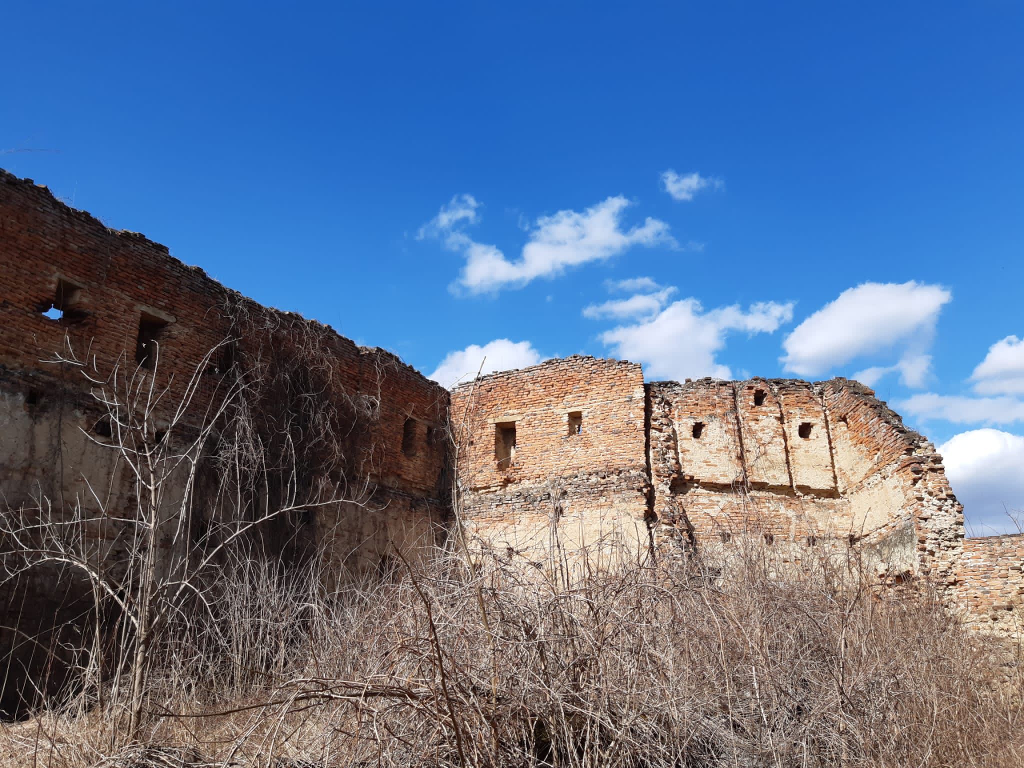 Alo, deschideți poarta? Bisericile fortificate rămân fortificate