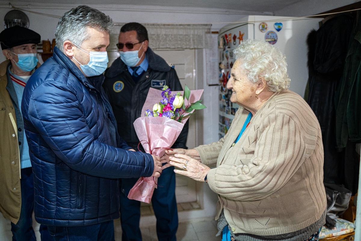 Veteranele din Mediaș, felicitate cu ocazia zilei de 8 Martie