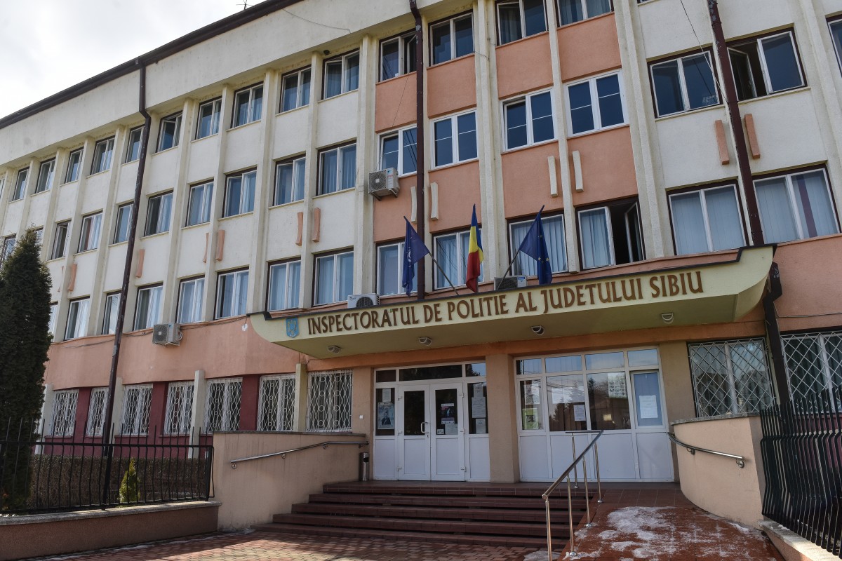 Program cu publicul și în week-end la Serviciul Rutier Sibiu. Cum ajută decizia șoferii sibieni