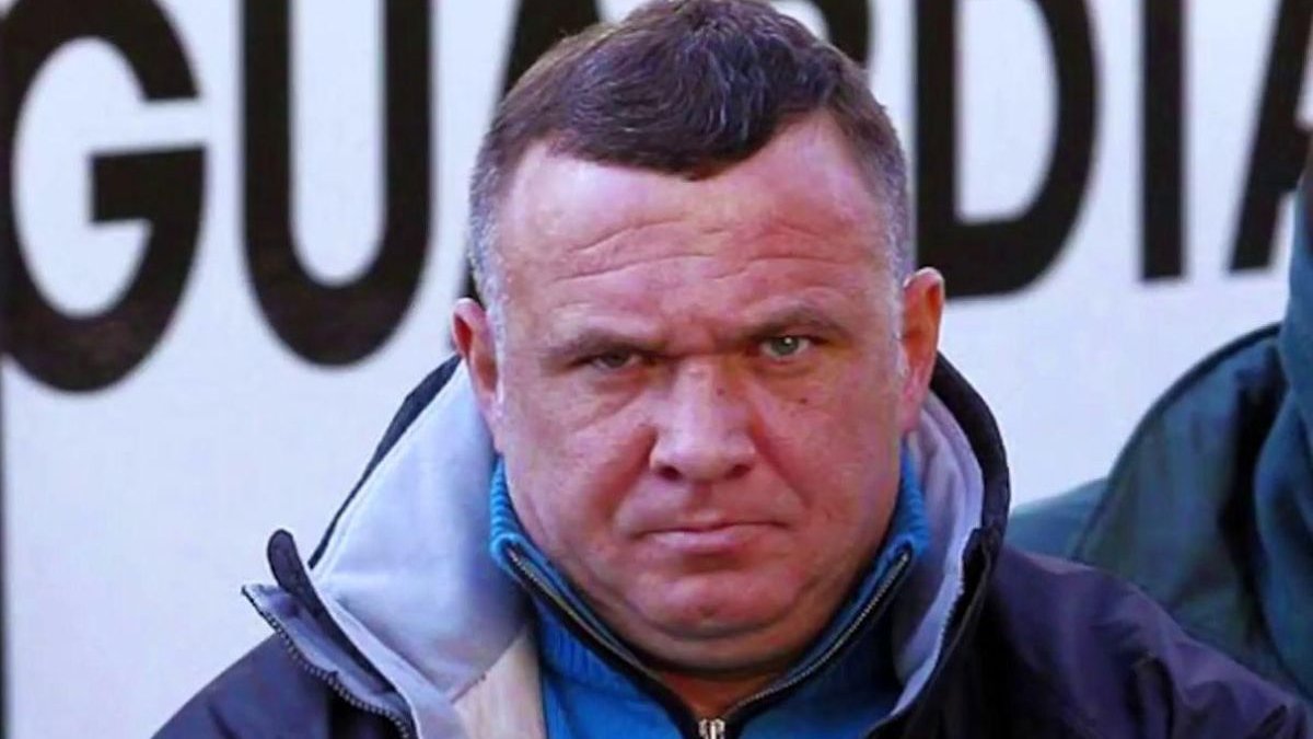 Ioan Clămparu dă în judecată penitenciarul Aiud pentru că nu poate să se înscrie în clasa a XI-a. Dacă s-ar reapuca de școală ar putea beneficia de liberare condiţionată
