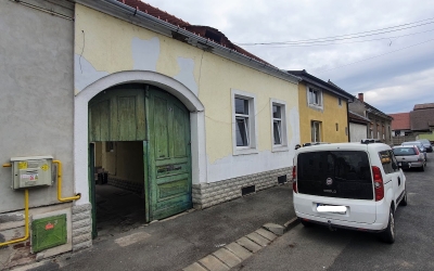 Primăria: n-a fost necesar acordul vecinilor pentru mutarea oamenilor străzii. ”Au dreptul de a fi tratați fără discriminare”