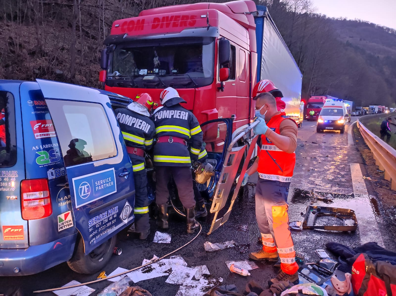accident valea oltului smurd isu