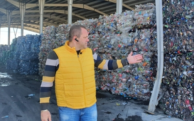 Peste 10.000 de tone de deșeuri reciclabile aruncate de sibieni au ajuns anul trecut la Stația de sortare. TSTV cu Mihai Stănilă: ”Sibienii trebuie să sorteze mai bine”