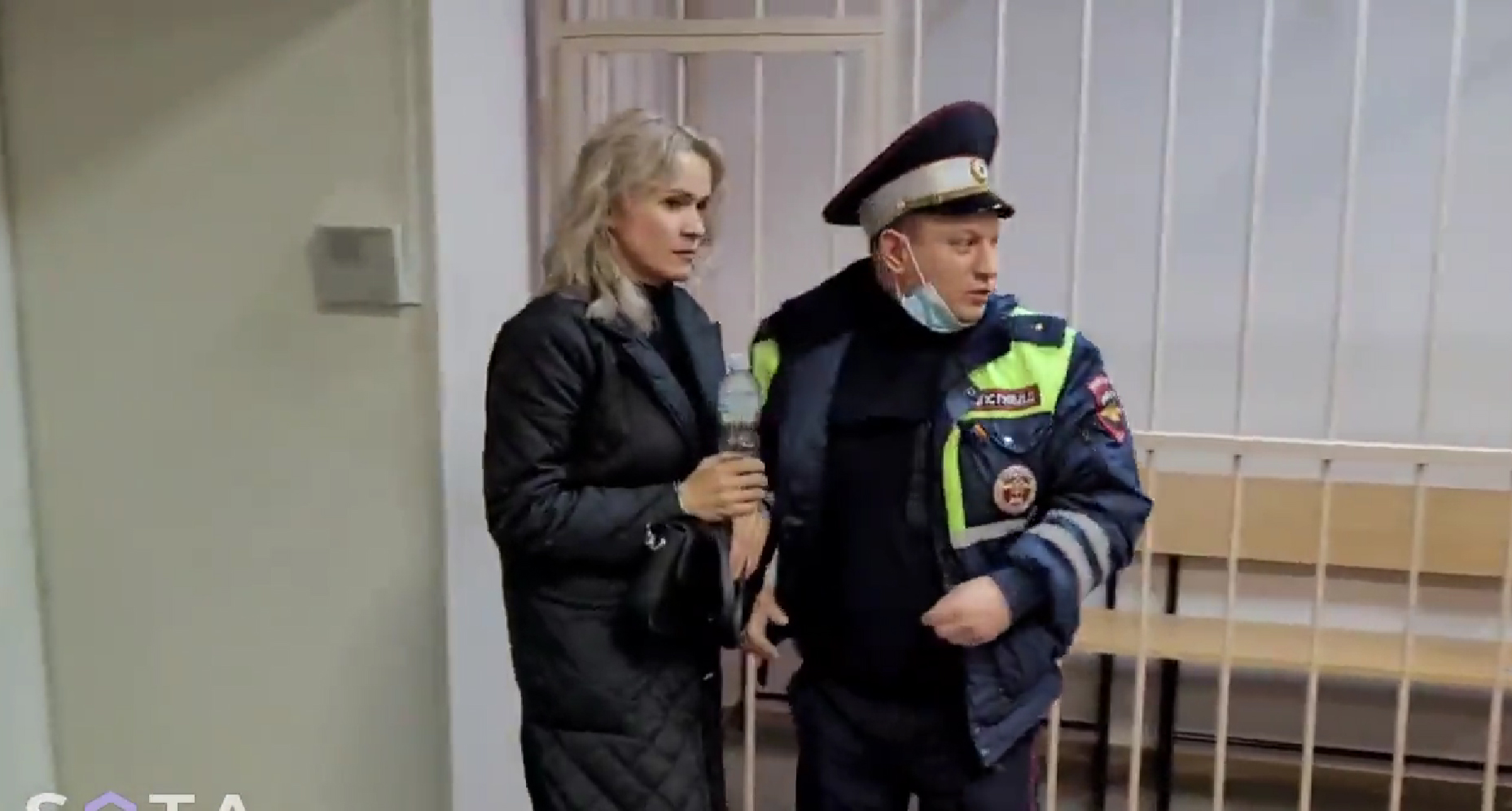 VIDEO Jurnalistă rusă, reţinută după ce a informat despre atacul asupra teatrului din oraşul ucrainean Mariupol