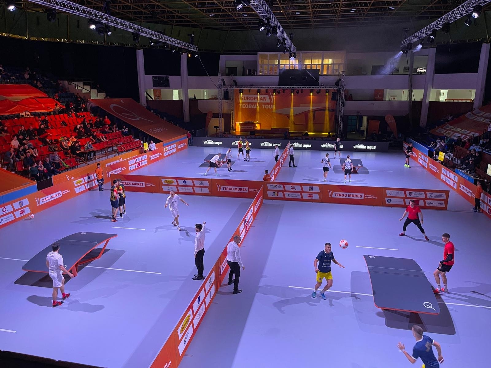 Ministerul Educaţiei şi Ministerul Sportului vor împărţi în şcoli 80 de mese de Teqball