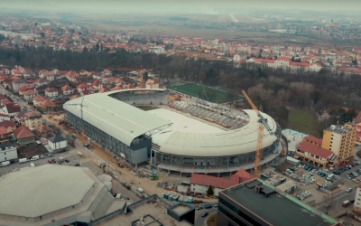 VIDEO Stadiul noului stadion al Sibiului: au început lucrările la vechea tribună oficială, demolată parțial
