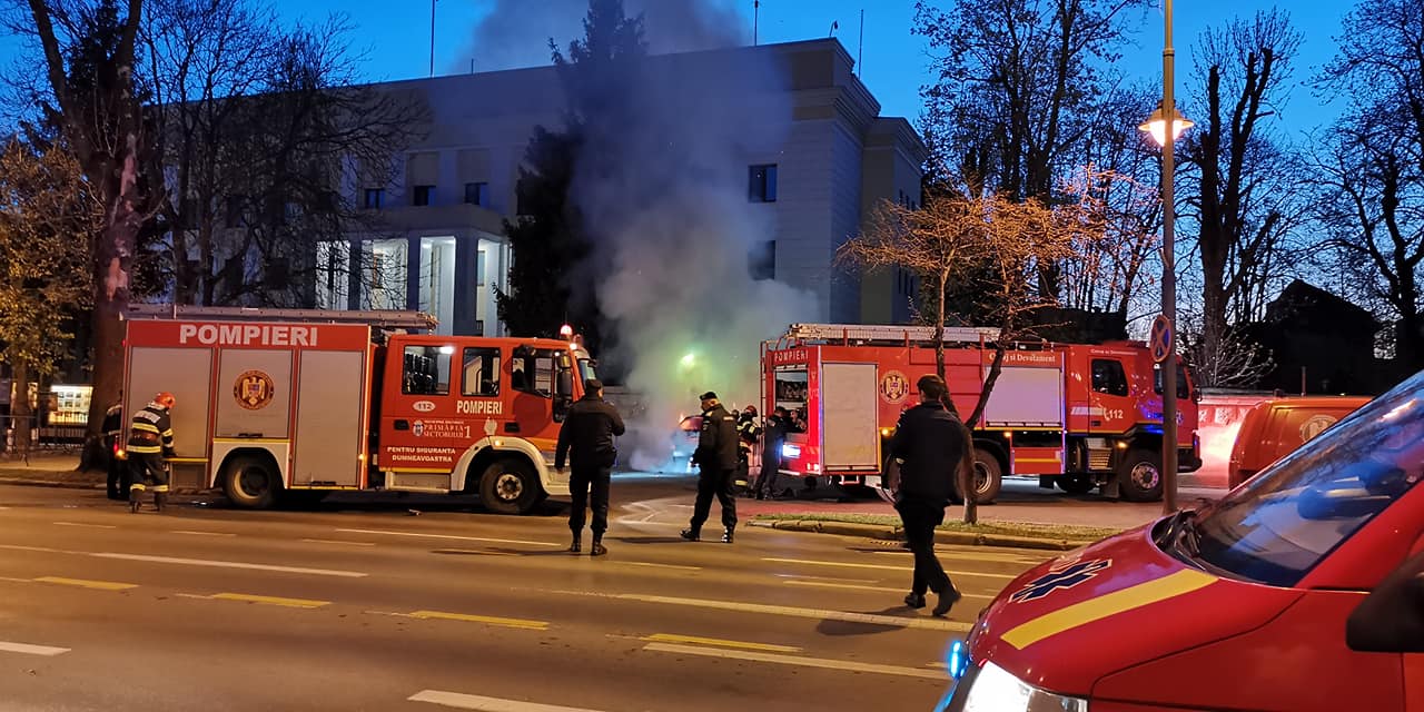 Incidentul de la Ambasada Rusiei. Ambasadorul spune că este un „act terorist”, anchetă începută în Rusia