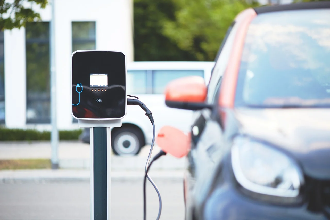 Două stații de încărcare auto electrice la Șelimbăr. Investiție de aproape 700 de mii de lei