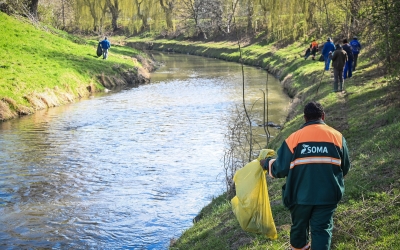 200 de kg de gunoaie strânse de pe malurile Cibinului. Urmează Trinkbach,  Rosbach și Valea Săpunului