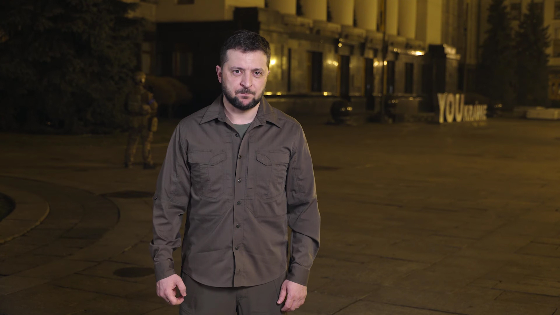 EFE: Zelenski a folosit o tehnică de suprapunere a imaginilor astfel încât să apară în locuri unde nu era în realitate