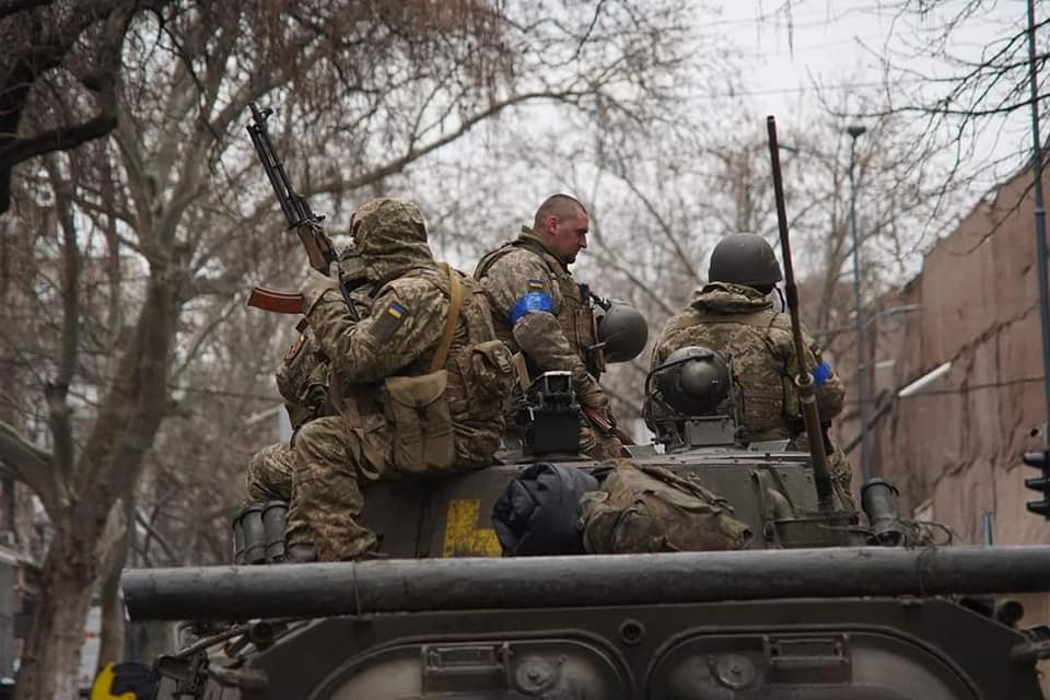Armata ucraineană a atacat cartierul general în Izium, unde crede că se află şeful Statului Major rus