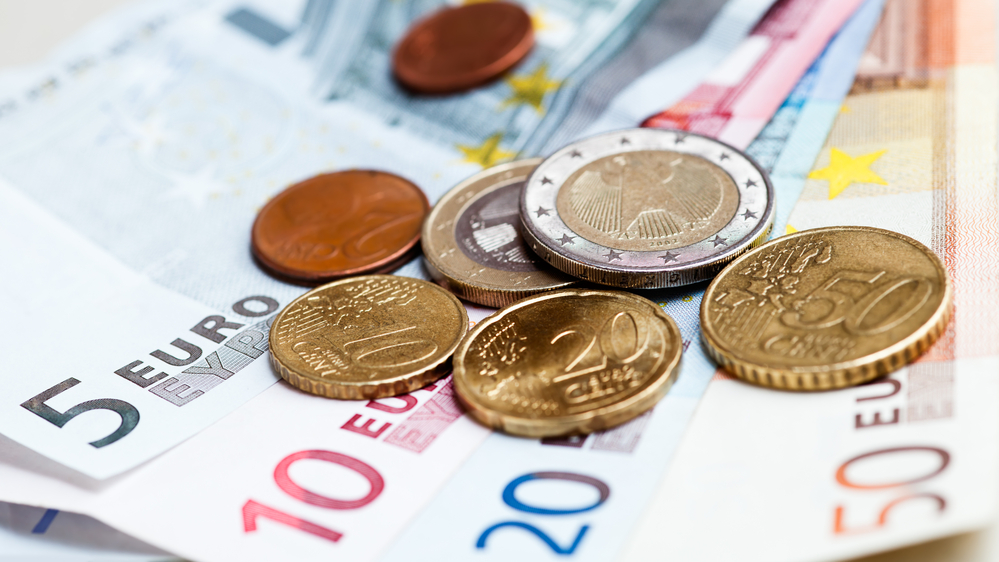 Bulgaria vrea să adere la euro din 1 ianuarie 2024