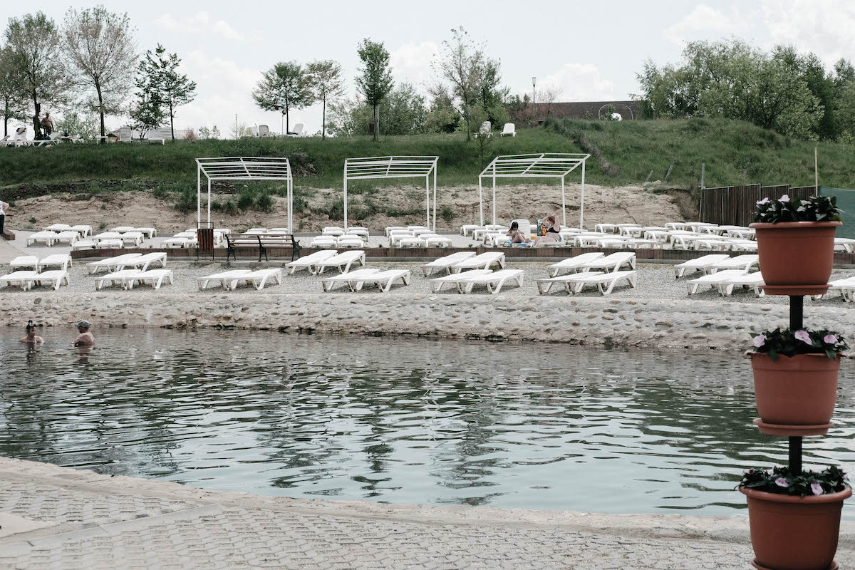 șezlonguri lacuri ocna sibiului