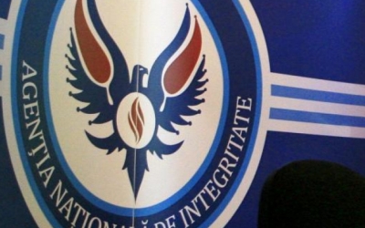 Inspector la Primăria Jina, descoperit în stare de incompatibilitate de ANI