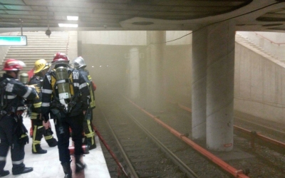 172 de persoane evacuate din garnitura de metrou de la Piaţa Romană