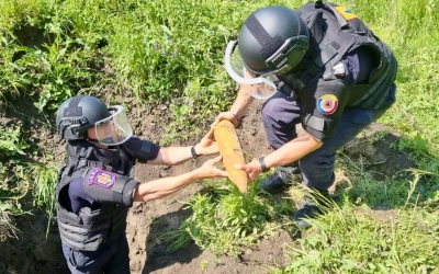 FOTO 160 de cartușe, grenade și proiectile au fost distruse de pirotehniștii sibieni, în Poligonul MAI Gușterița