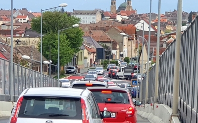 VIDEO 1,7 km, cea mai lungă coadă. Cum a afectat închiderea podurilor traficul din Sibiu