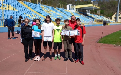 Elevii Școlii Gimnaziale Nr.13 din Sibiu au urcat pe podium la Olimpiada Națională a Sportului Școlar