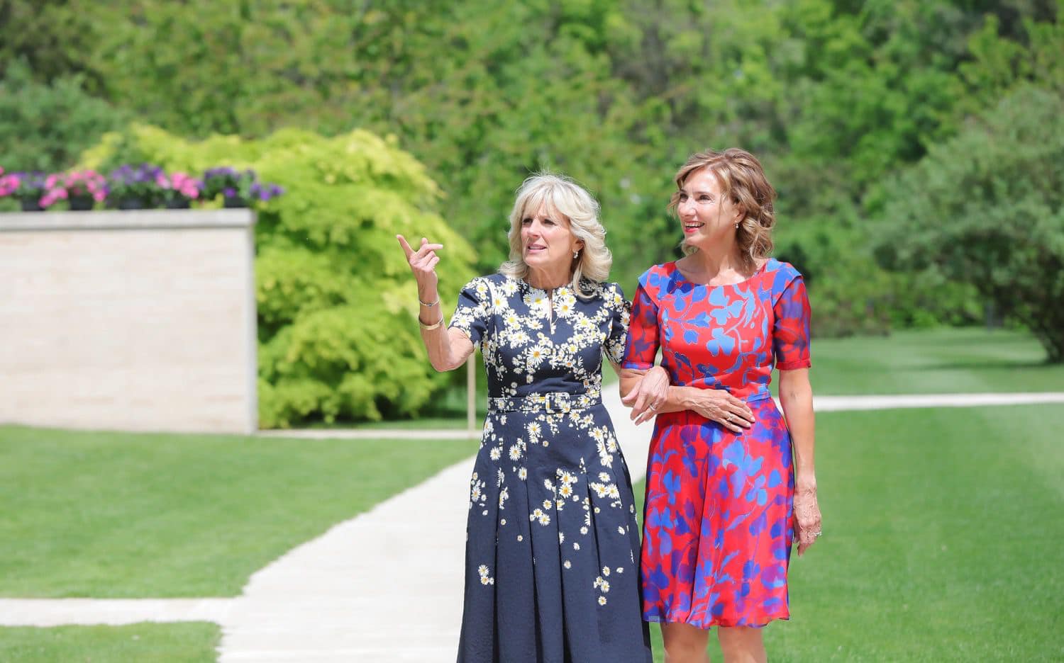 FOTO ”Like-uri” de la Turcan, la Șovăială: Carmen Iohannis și-a publicat poze de la întâlnirea cu Jill Biden