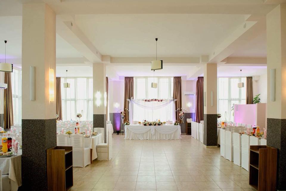 restaurant pensiune oșencuța facebook