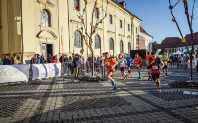 Restricţii importante de trafic și parcări închise sâmbătă şi duminică pentru Maratonul Internaţional Sibiu