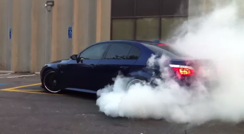 Un Mercedes, un BMW Seria 5 și două Mazda 6: Primăria Sibiu, ultimatum pentru ridicarea anumitor mașini